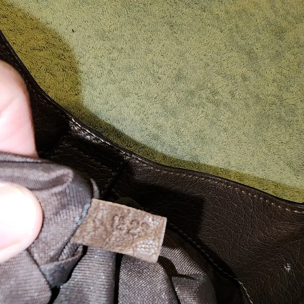 TOD'S EUC XL PEBBLED LEATHER HOBO BAG SATCHEL.